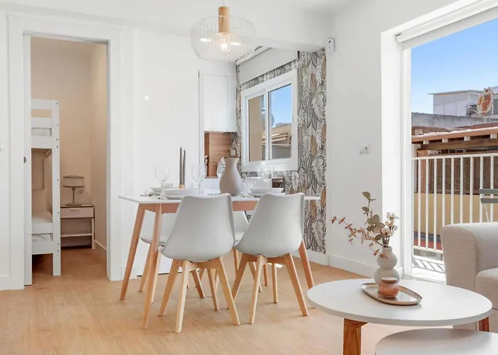 Apartman Moderno Y Acogedor Cerca De La Playa Y El Puerto Fuengirola