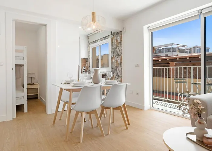 Apartman Moderno Y Acogedor Cerca De La Playa Y El Puerto