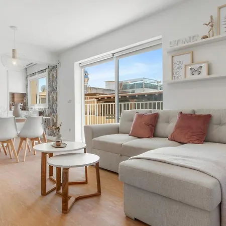 Moderno Y Acogedor Cerca De La Playa Y El Puerto Daire