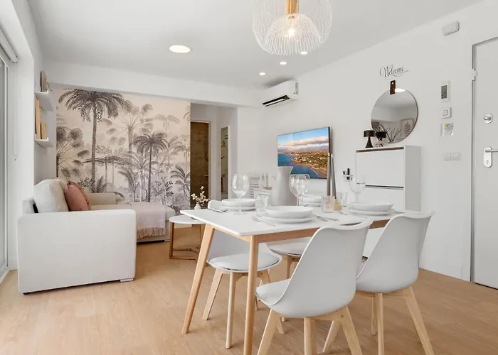 Moderno Y Acogedor Cerca De La Playa Y El Puerto Fuengirola